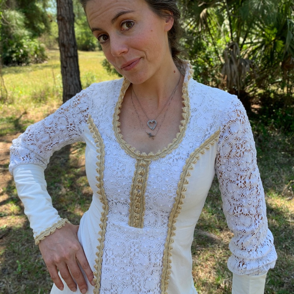 SOLD Short Lace Canvas Vintage Cottage Core Dress - Picture 10 of 14